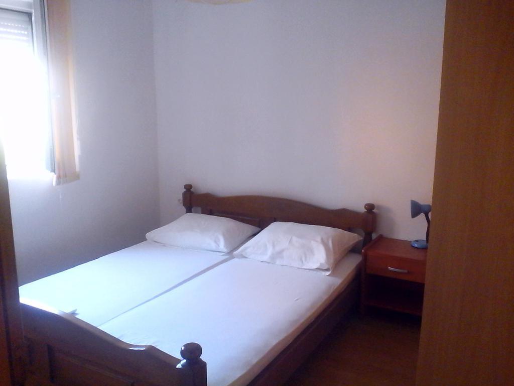 Apartments Malinska-Kajkic Quarto foto